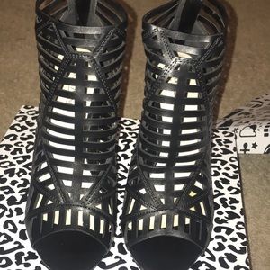 Brand new heels